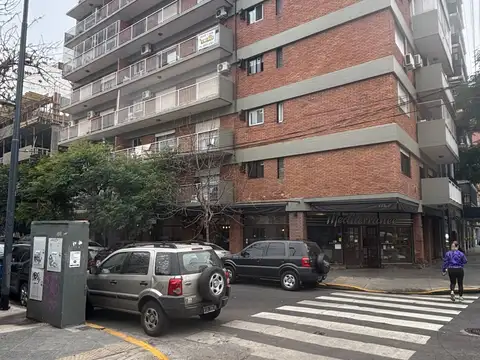Guayra 2300, Piso 4