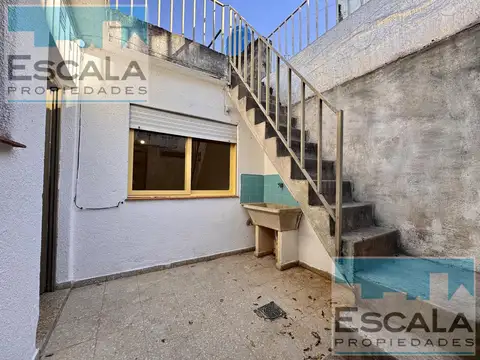 DEPARTAMENTO INTERNO DE PASILLO UN DORMITORIO EN VENTA ARROYITO