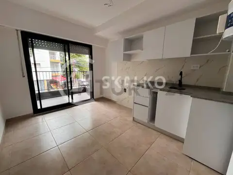 Urquiza 33960100, Piso 2