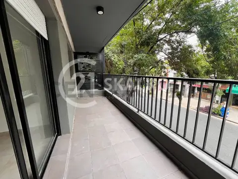 Venta un dormitorio barrio Luis Agote con balcón al frente.