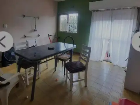 Depto Tipo Casa 3 ambientes con 1 baño