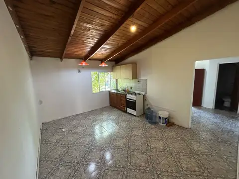 Depto Tipo Casa en Alquiler en Olivos, $ 400.000