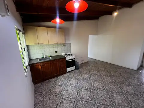 Depto Tipo Casa en Alquiler de 2 ambientes