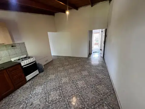 Depto Tipo Casa en Alquiler de 1 dormitorio