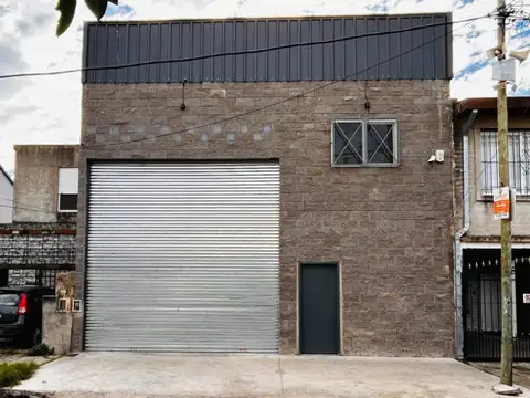 Galpón en Venta en Ciudad Madero, Partido de La Matanza