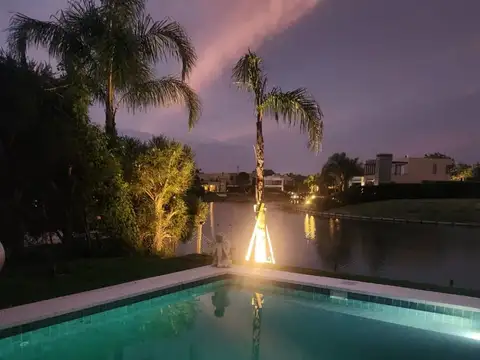 Casa en Venta de 5 dormitorios