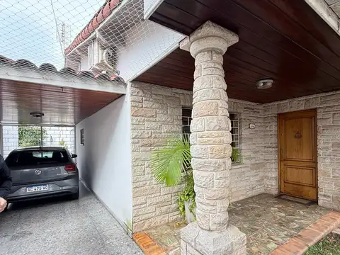 Casa en Venta en Lomas de San Isidro, USD 205.000