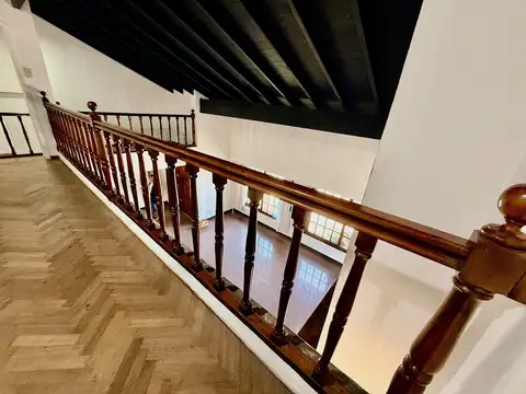 Casa Alquiler Comercial  5 Ambientes Pilar