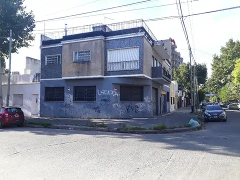 Casa - Venta - Argentina, Lanús - DEL VALLE IBERLUCEA 3591