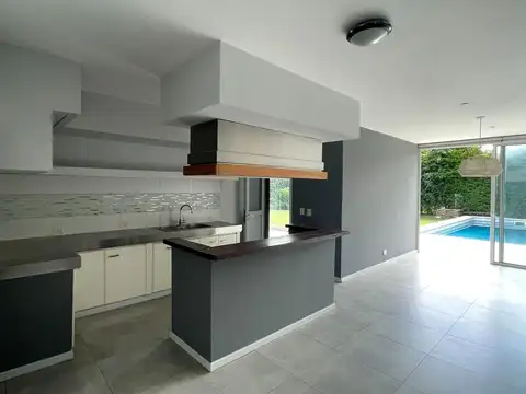 Casa en Venta en Valle Claro, USD 315.000