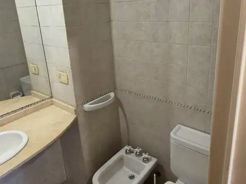Departamento en Alquiler con 1 cocheras