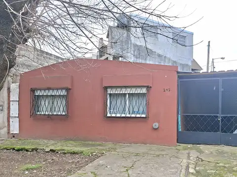 Alquiler vivienda 2 amb con cochera