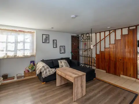 Depto Tipo Casa en Venta en Colegiales, USD 295.000