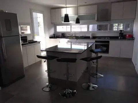 Casa en Venta en Puertos - Barrio Vistas, USD 320.000