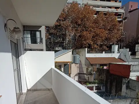 EXCELENTE DEPTO – REGIA COCINA COMEDOR DIARIO – BALCON – ORIENTACION NORTE