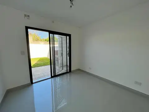 Depto Tipo Casa en Venta de 2 dormitorios