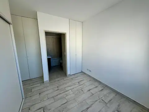 Excelente dpto de 2 ambientes con parrilla propia