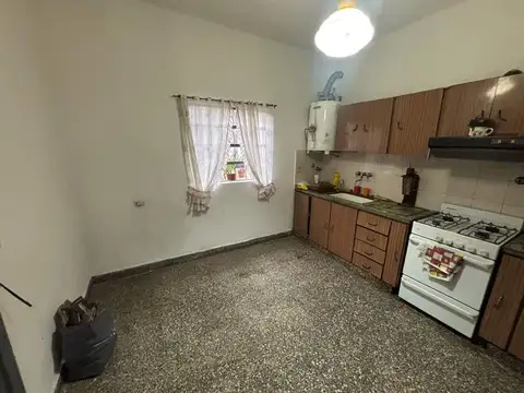 Depto Tipo Casa 4 ambientes con 1 baño