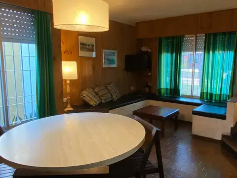 Depto Tipo Casa 4 ambientes con 1 baño
