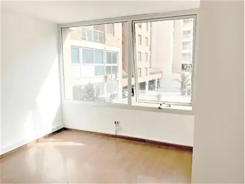 Oficina en Venta 25 años