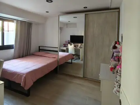 Venta Semipiso 5AMB c/Patio refaccionado | 251m2