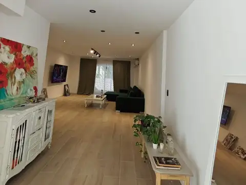 Departamento 5 ambientes con 2 baños