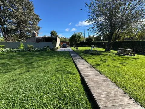 Casa en Venta con 1 cochera