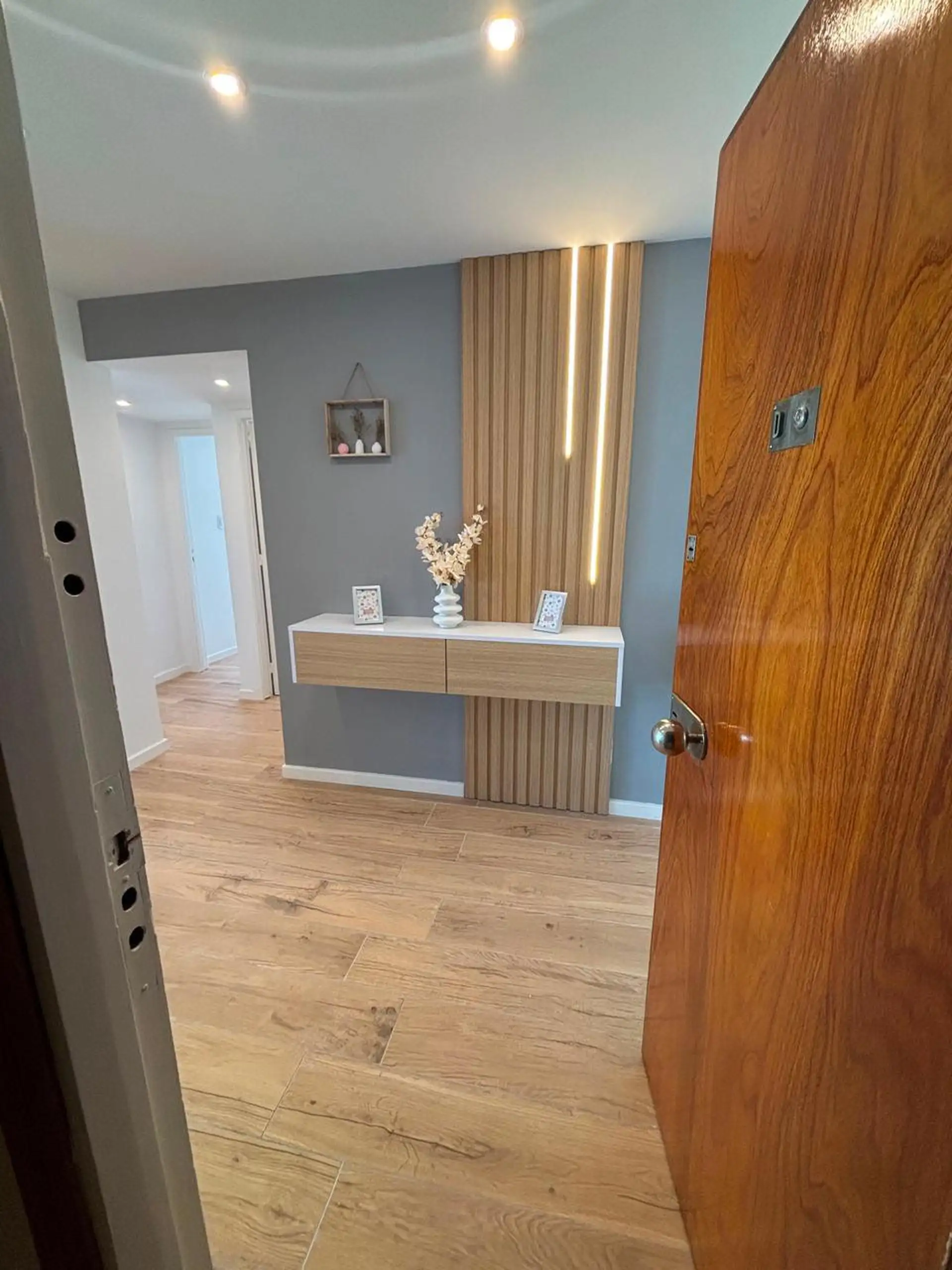Depto 3 amb, 68m² con balcón y vista al mar — Centro
