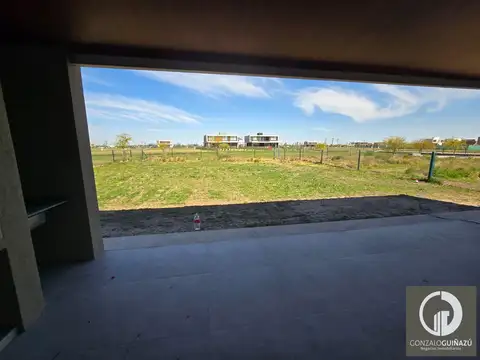 Casa en Alquiler A Estrenar