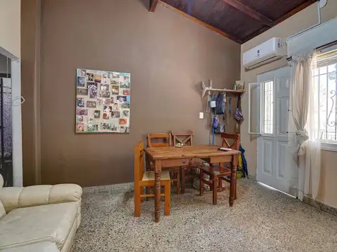 Casa en Venta en Banfield, USD 100.000