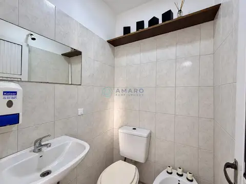 VENTA · GALPÓN · OFICINA · SEMIPISO · 230M2 · BV. SEGUI · ROSARIO