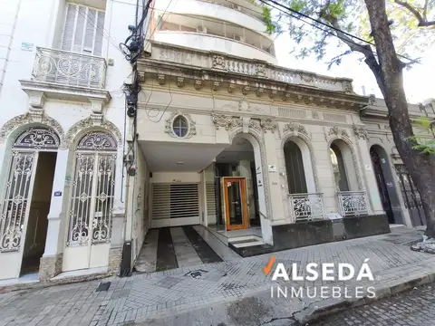 Departamento 2 / 3 dormitorios en venta , cochera, amenities, zona rio.