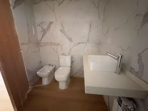 Casa en Venta al Este