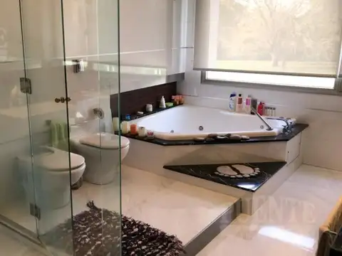 Casa en Saint Thomas, Canning.