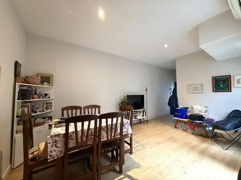 Mitre al 2000 - Casa de pasillo 2 dormitorios