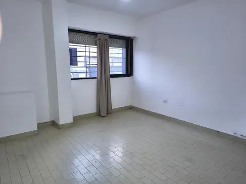 Departamento en Alquiler en Liniers, $ 800.000