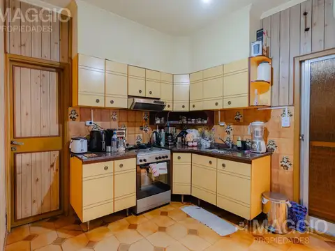 Depto Tipo Casa en Venta con 1 cocheras