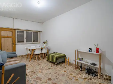 Depto Tipo Casa 3 ambientes con 1 baño
