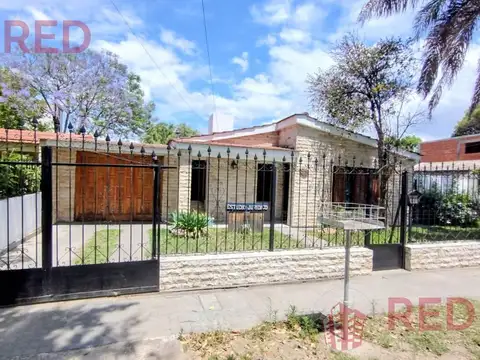 Casa en venta - Villa Cornú