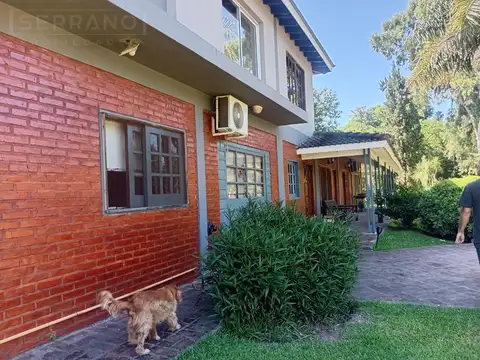 Casa 6 ambientes con 3 baños