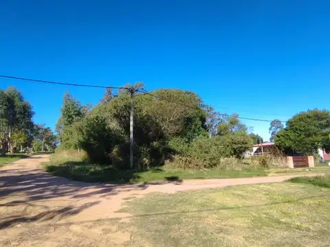 VENTA-terreno esquina 437m2-SANTA ANA