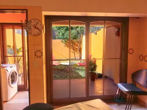 Depto Tipo Casa 5 ambientes con 2 baños