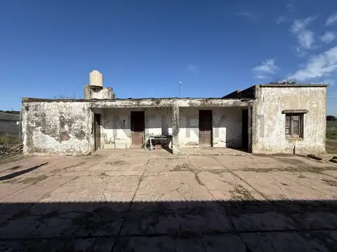 143 y 621 , Piso 0