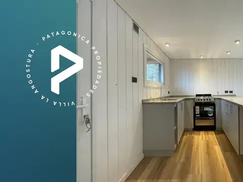 VENTA CASA A ESTRENAR. 2 dormitorios + jardin. Gas natural. Barrio Tres Cerros