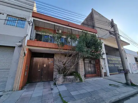 Depósito, Local, Vivienda, Oficinas en venta sobre Av Iturraspe, Ruta 8, San Martín