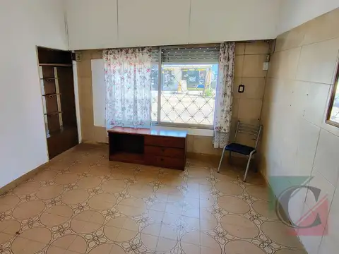 Depto Tipo Casa en Alquiler de 3 ambientes