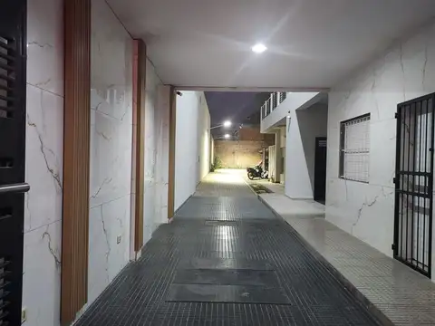Hipólito Yrigoyen 1600
