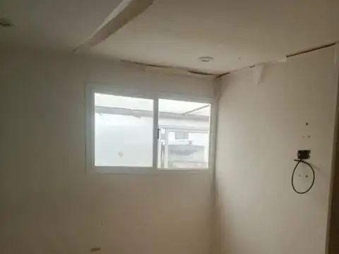 Depto Tipo Casa en Venta en Villa del Parque, USD 120.000