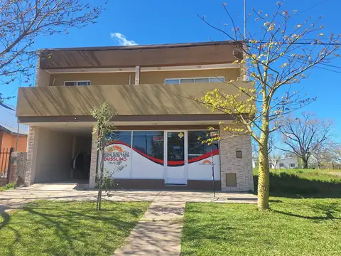 Se vende hermosa casa con local comercial en villa elisa entre ríos