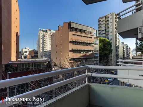 Excelente monoambiente al frente, edificio con pileta y parrilla